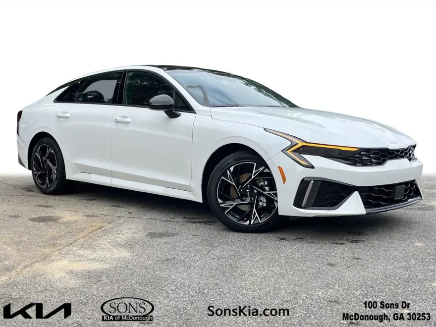 2025 Kia K5 GT-Line photo 1