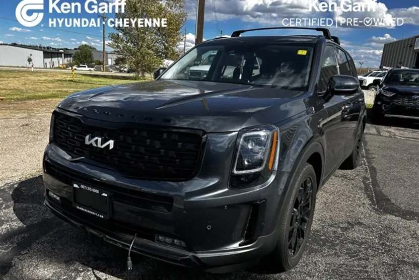 2022 Kia Telluride SX photo 1