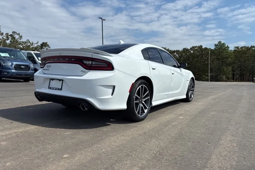 2021 Dodge Charger R/T photo 1