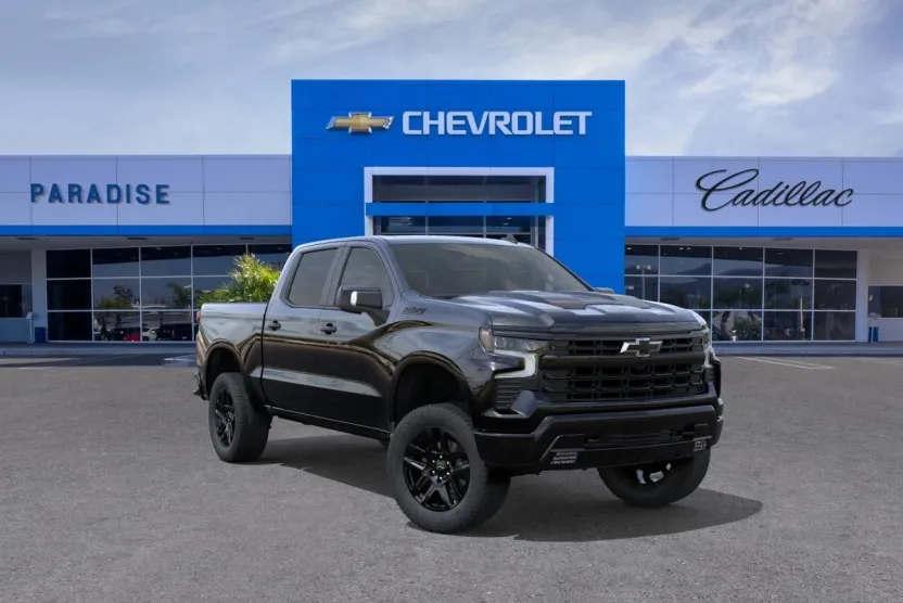 2026 Chevrolet Silverado Trail Boss LT photo 1