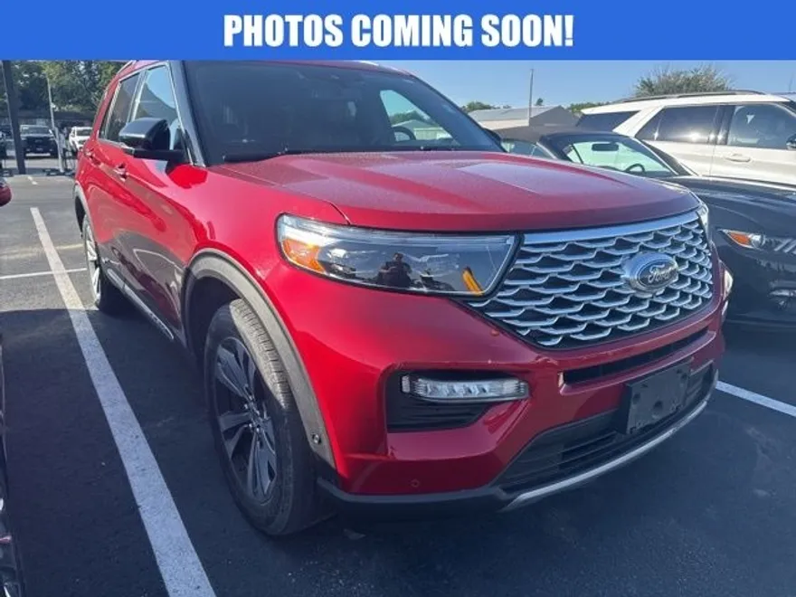 2020 Ford Explorer Platinum photo 1