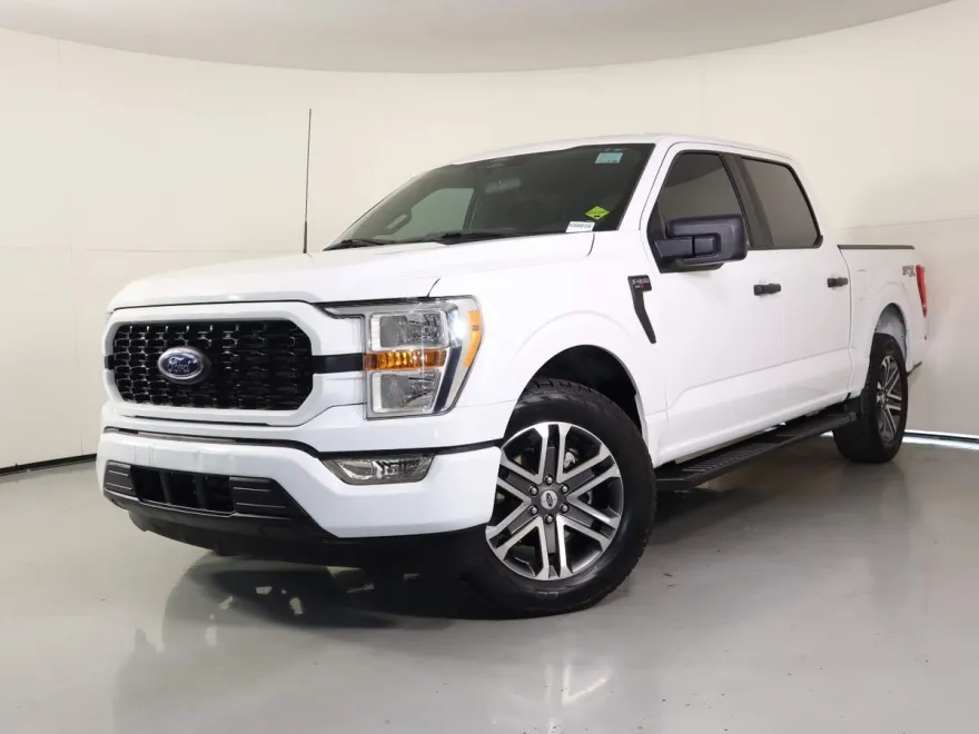 2022 Ford F-150 XL photo 1