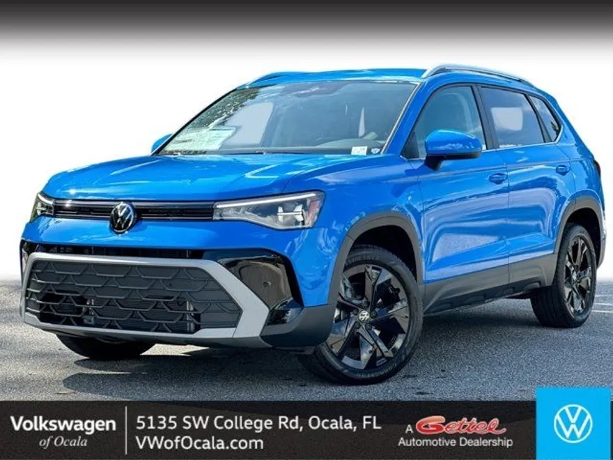 2025 Volkswagen Taos SE photo 1
