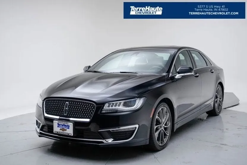 2019 Lincoln MKZ Reserve photo 1