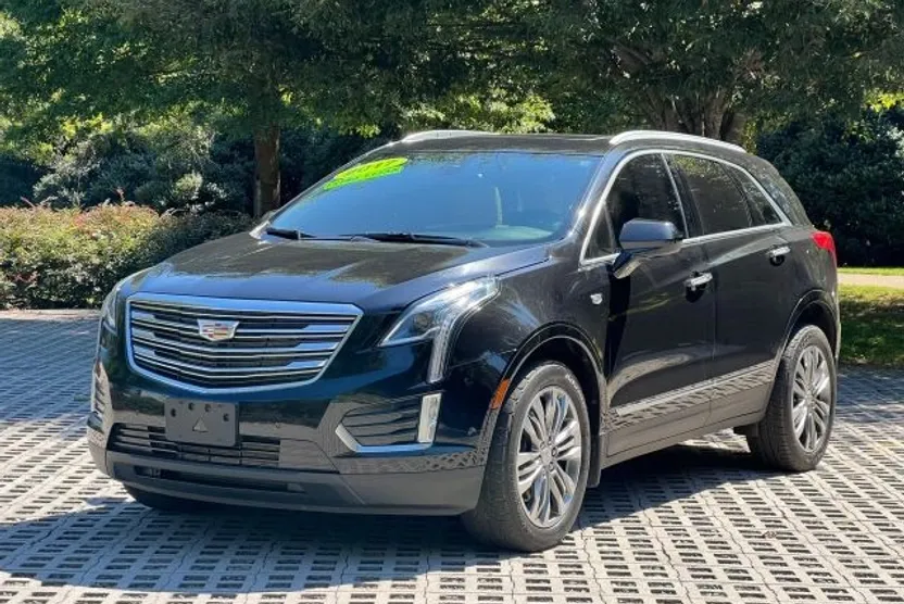2017 Cadillac XT5 Premium Luxury Sport photo 1