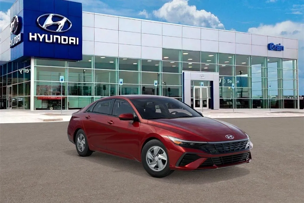 2025 Hyundai Elantra SE photo 1
