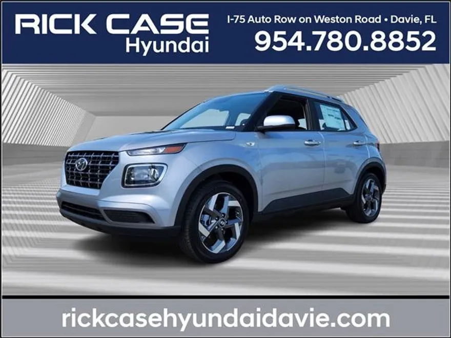 2025 Hyundai Venue SEL photo 1