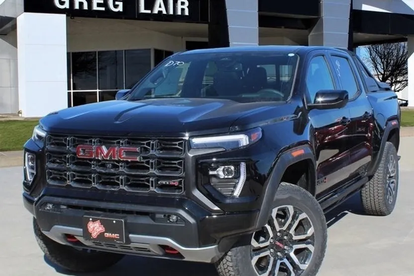 2025 Gmc Canyon AT4 photo 1