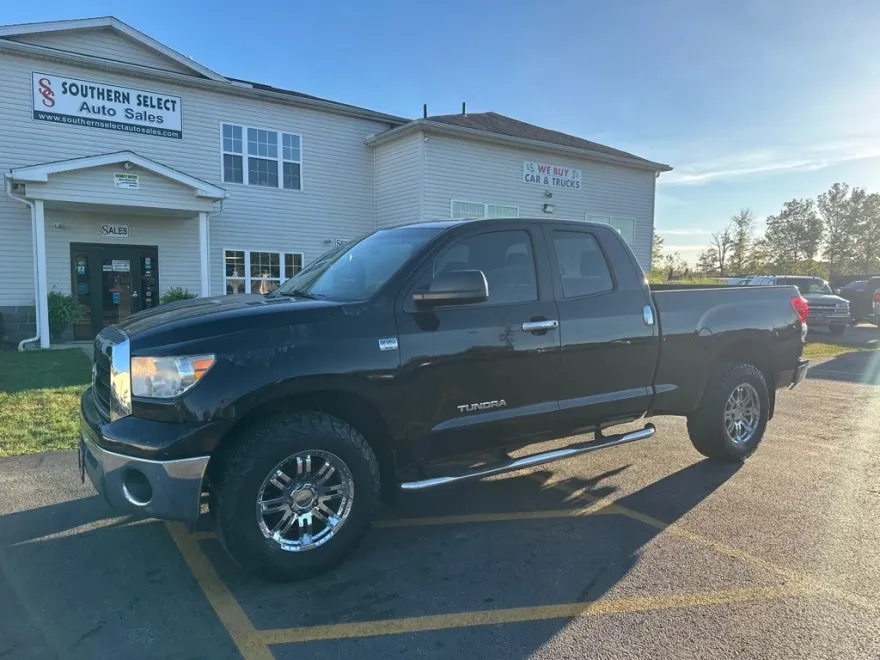 2008 Toyota Tundra Double Cab photo 1