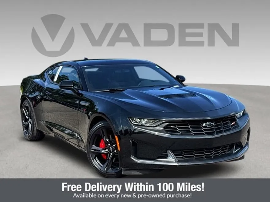 2023 Chevrolet Camaro LT1 photo 1