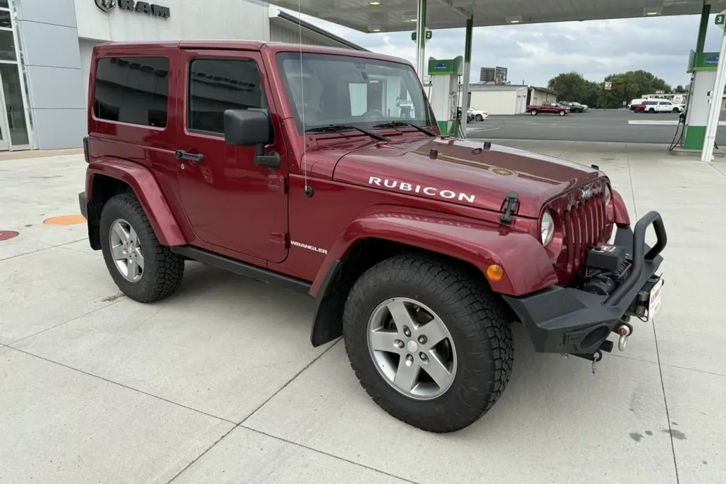 2012 Jeep Wrangler Rubicon photo 1