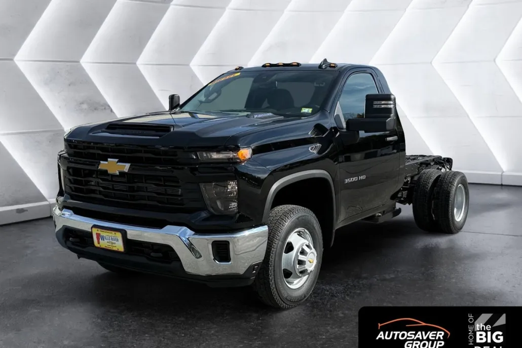 2026 Chevrolet Silverado 3500HD Work Truck photo 1