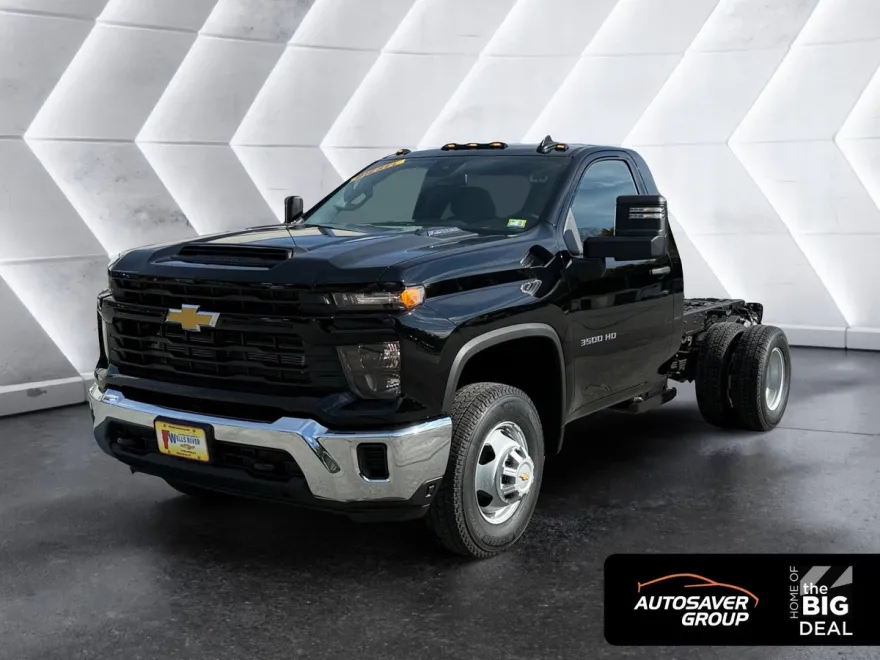 2026 Chevrolet Silverado 3500HD Work Truck photo 1