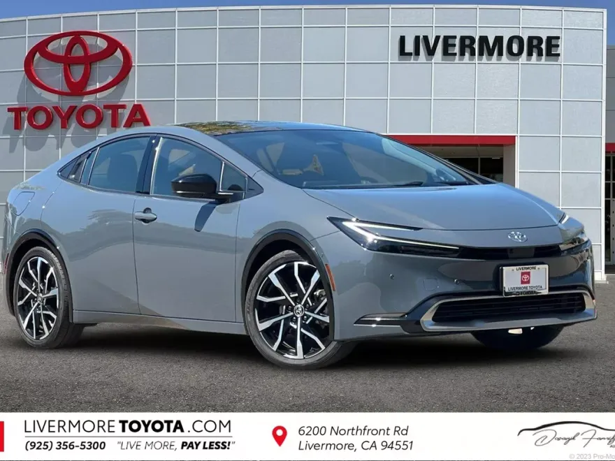 2024 Toyota Prius Prime XSE Premium photo 1