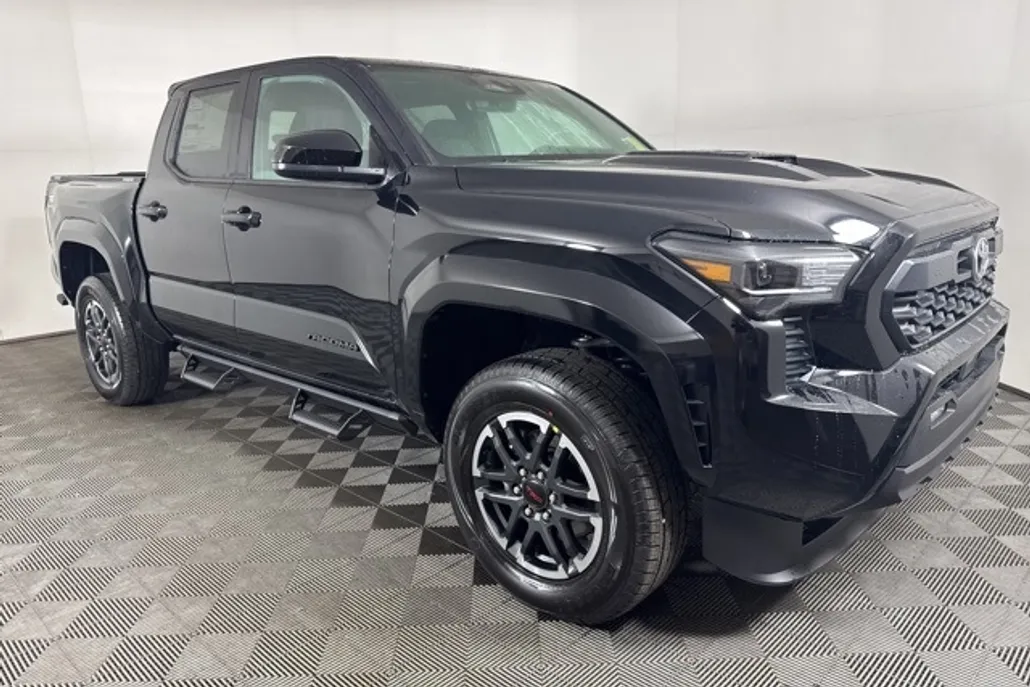 2025 Toyota Tacoma TRD Sport Double Cab photo 1