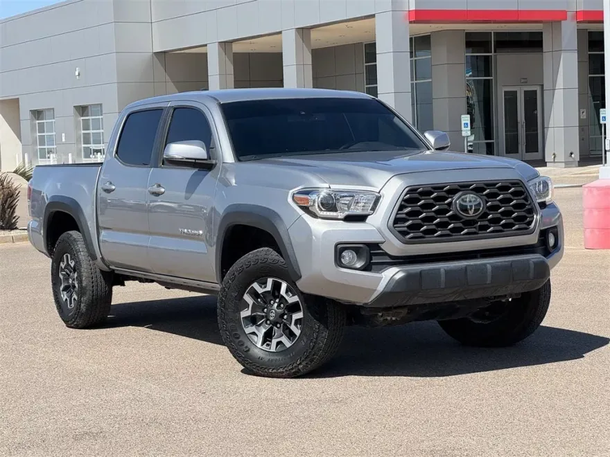 2021 Toyota Tacoma TRD Off-Road V6 photo 1