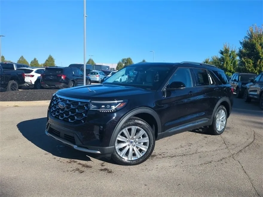 2025 Ford Explorer Platinum photo 1