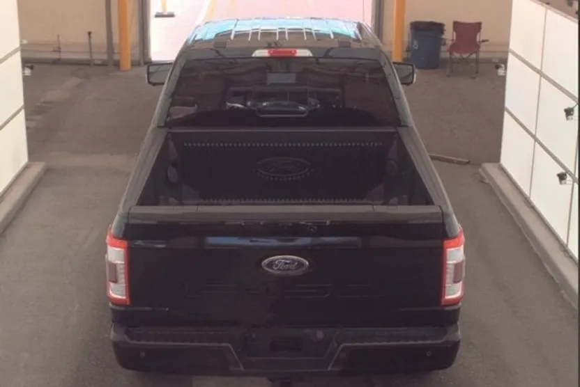 2023 Ford F-150 Lariat photo 1