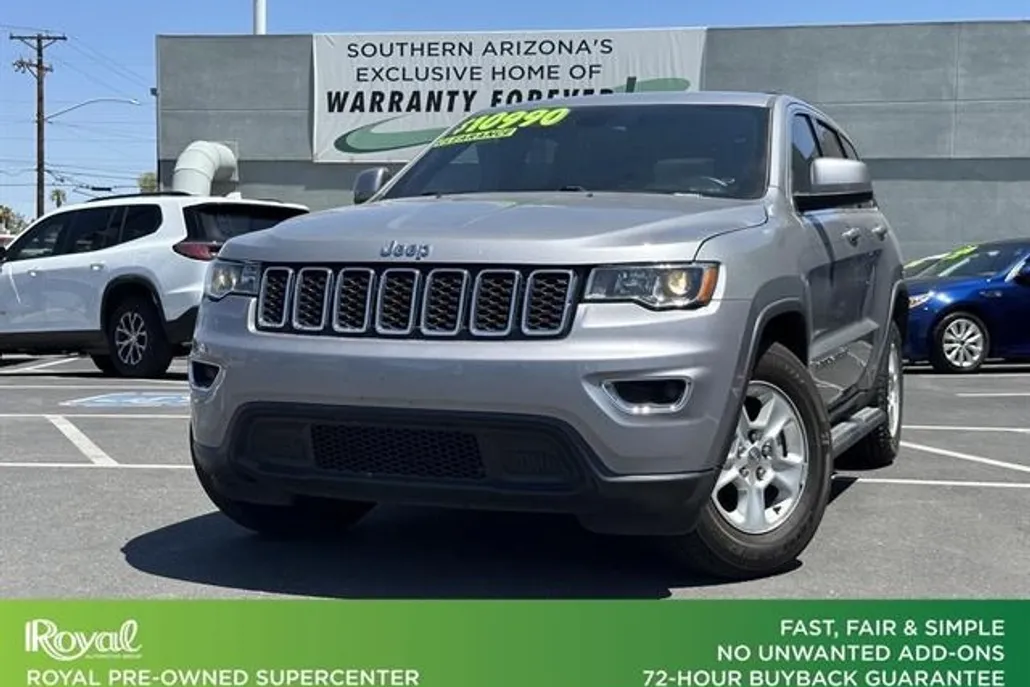 2017 Jeep Grand Cherokee Laredo photo 1
