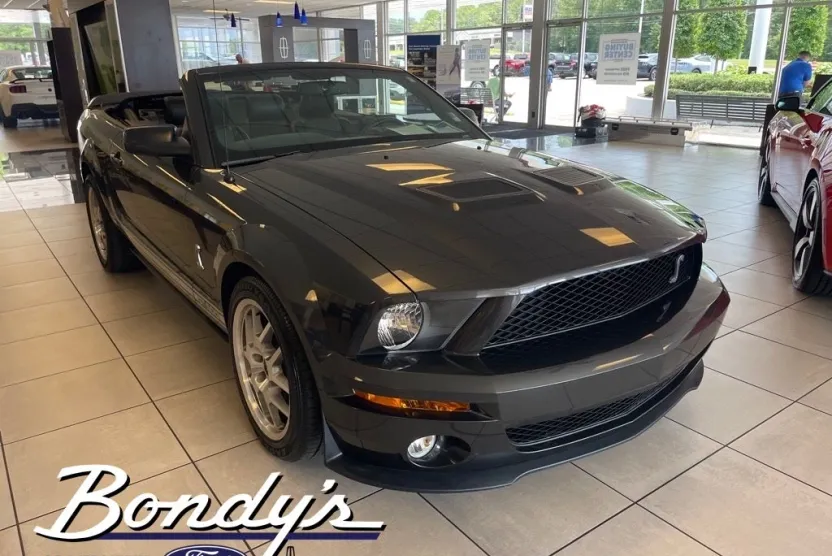 2007 Ford Mustang Shelby GT500 photo 1