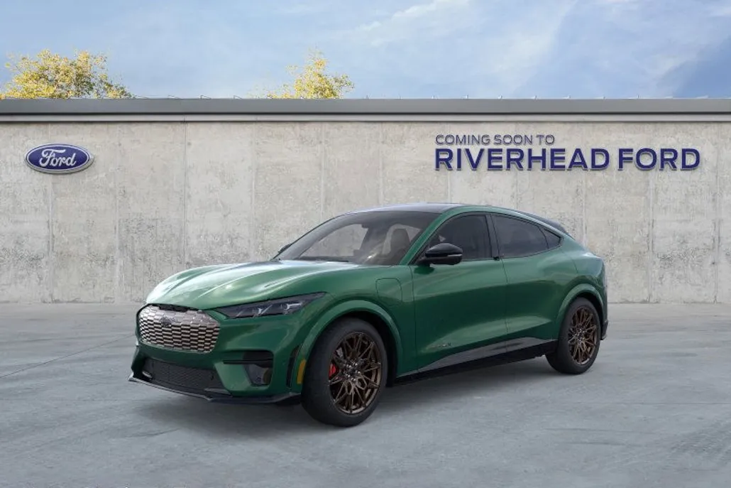 2025 Ford Mustang Mach-E GT photo 1