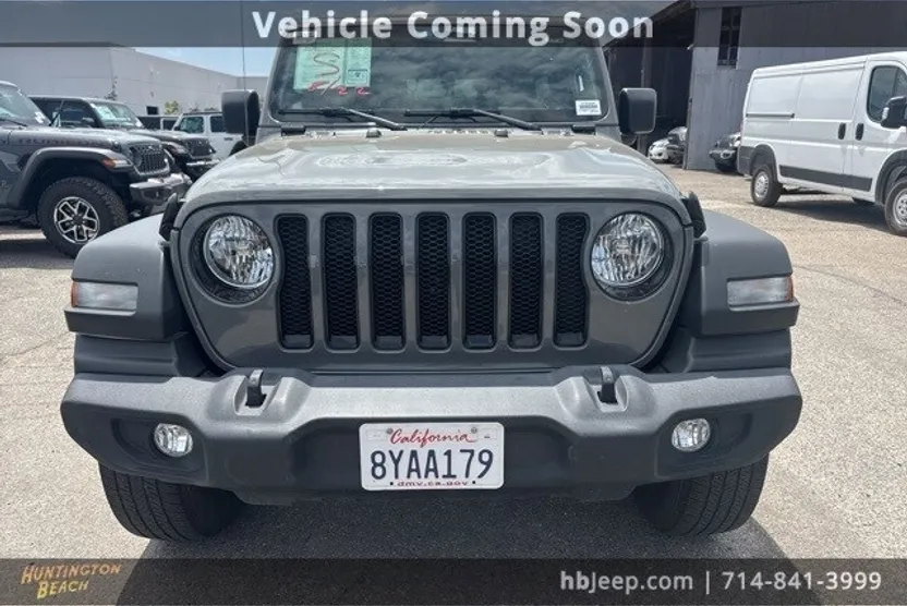 2021 Jeep Wrangler Unlimited Sport Altitude photo 1