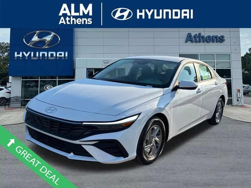 2025 Hyundai Elantra SE photo 1