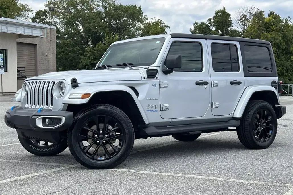 2022 Jeep Wrangler Unlimited 4xe Sahara photo 1