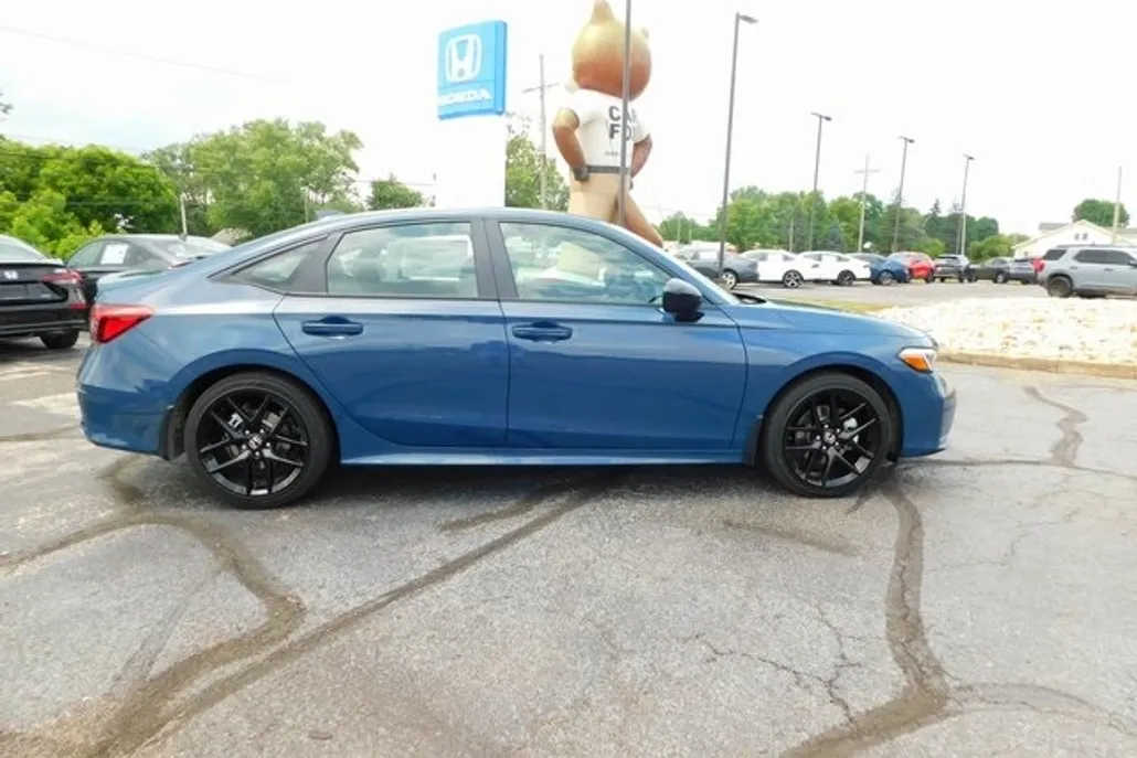 2025 Honda Civic Hybrid Sport photo 1