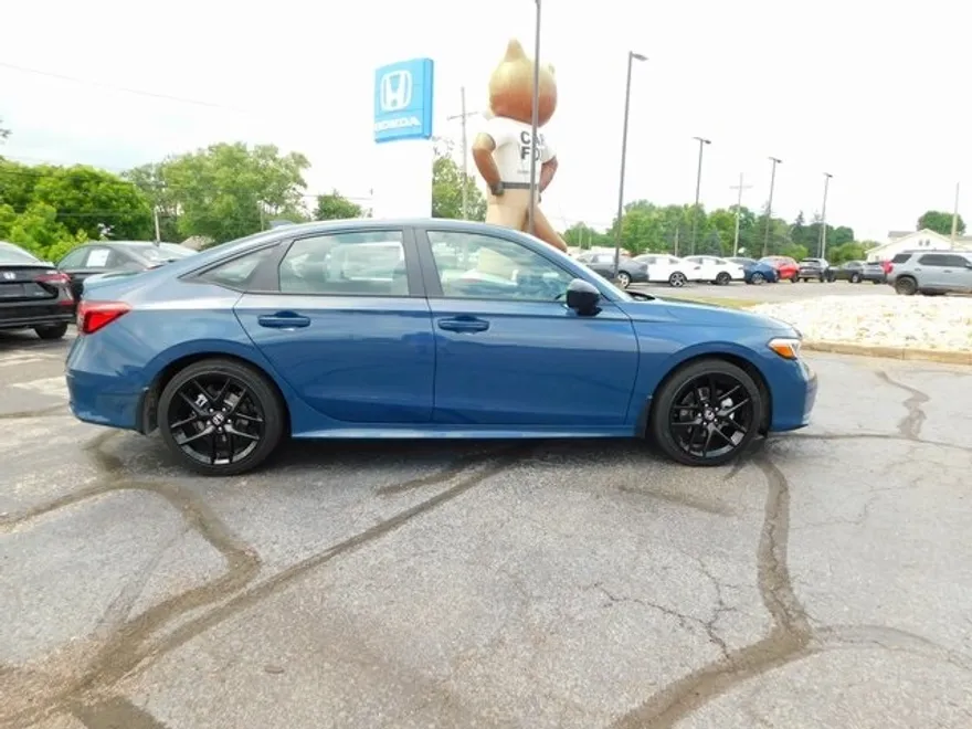 2025 Honda Civic Hybrid Sport photo 1