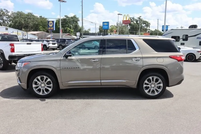 2019 Chevrolet Traverse Premier photo 1