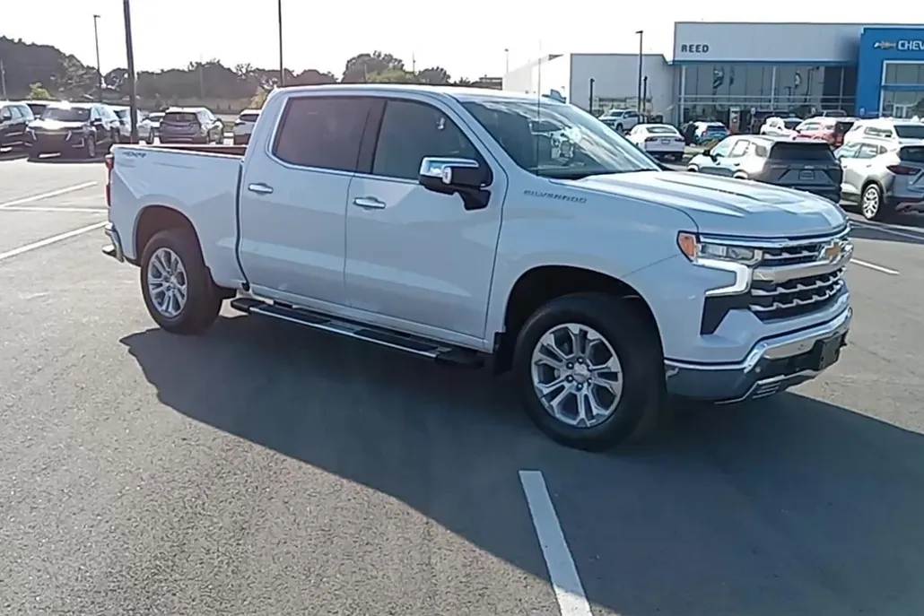 2026 Chevrolet Silverado 1500 LTZ photo 1
