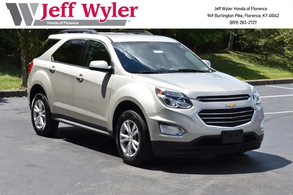 2016 Chevrolet Equinox LT photo 1