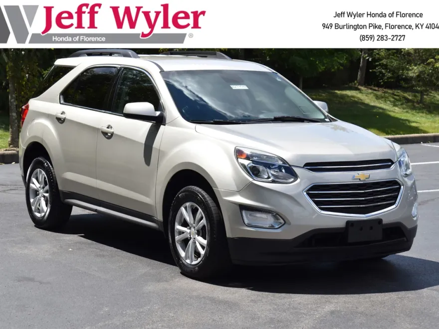 2016 Chevrolet Equinox LT photo 1
