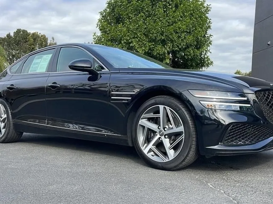 2024 Genesis G80 2.5T AWD photo 1