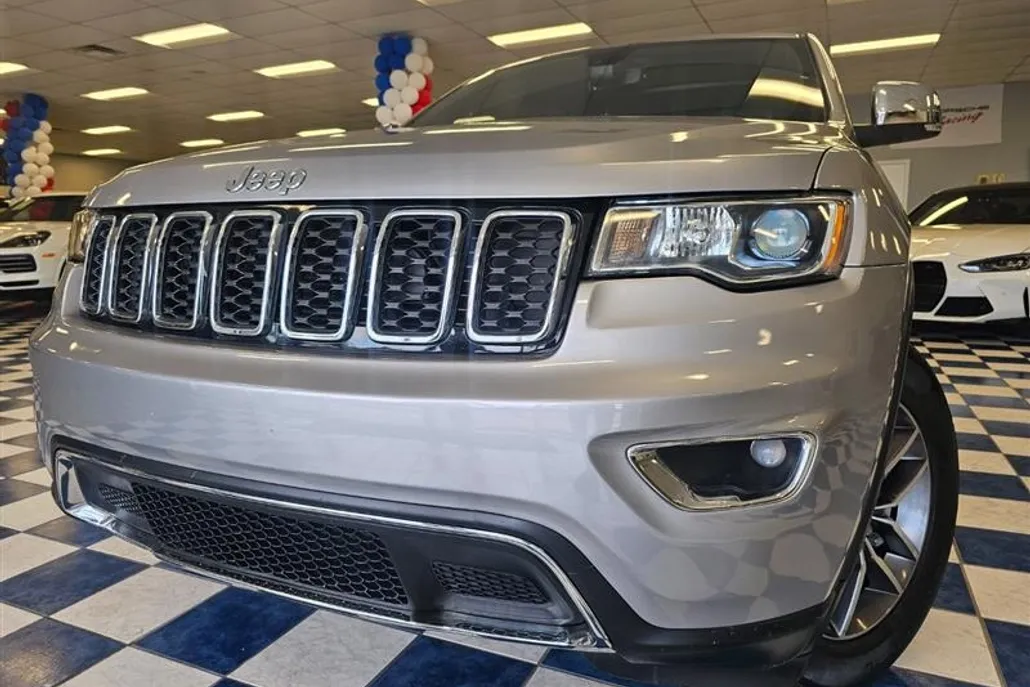 2021 Jeep Grand Cherokee Limited photo 1