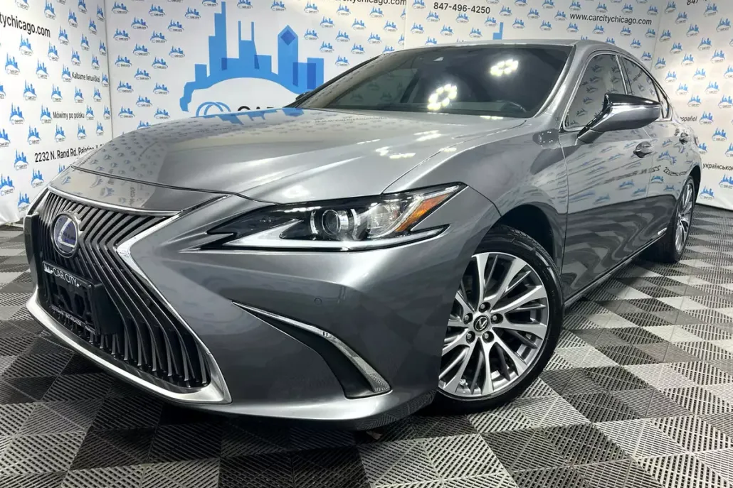 2020 Lexus ES 300h Premium photo 1