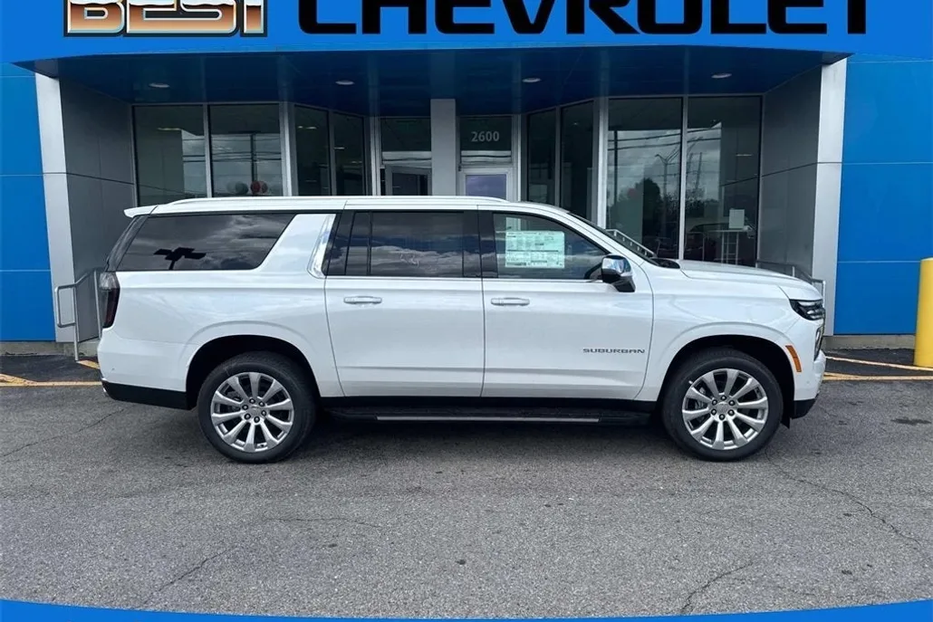 2025 Chevrolet Suburban Premier photo 1
