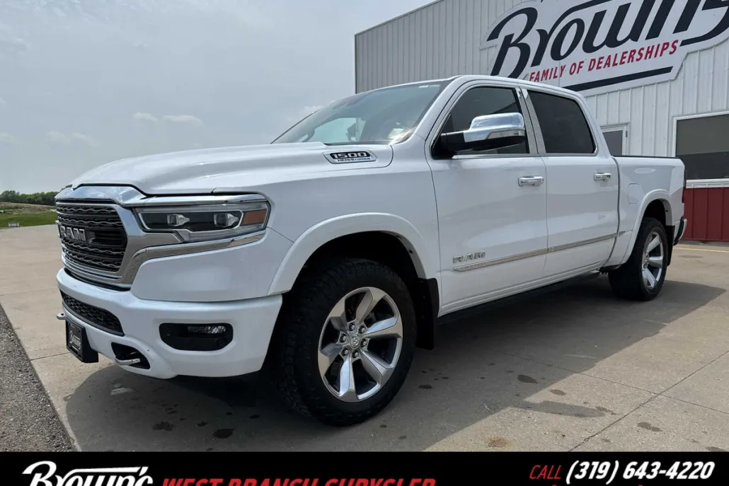 2022 Ram 1500 Limited photo 1