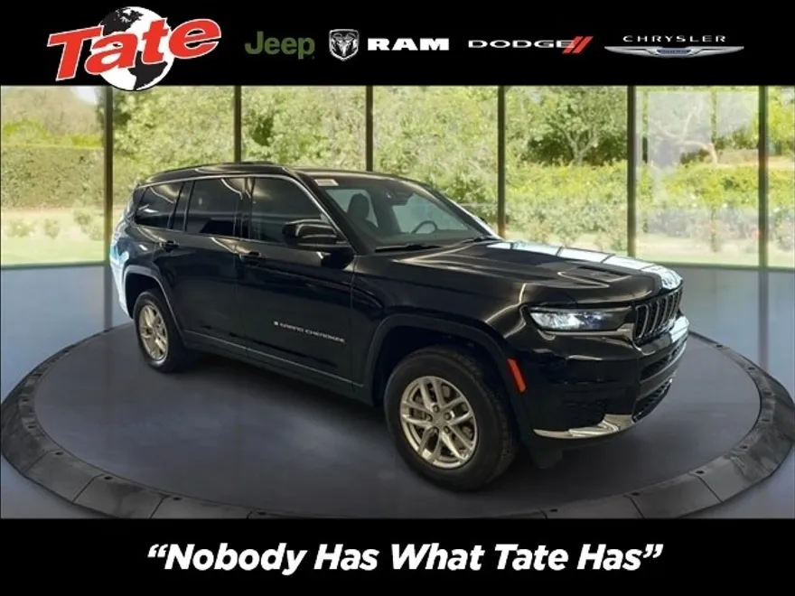 2025 Jeep Grand Cherokee Laredo photo 1