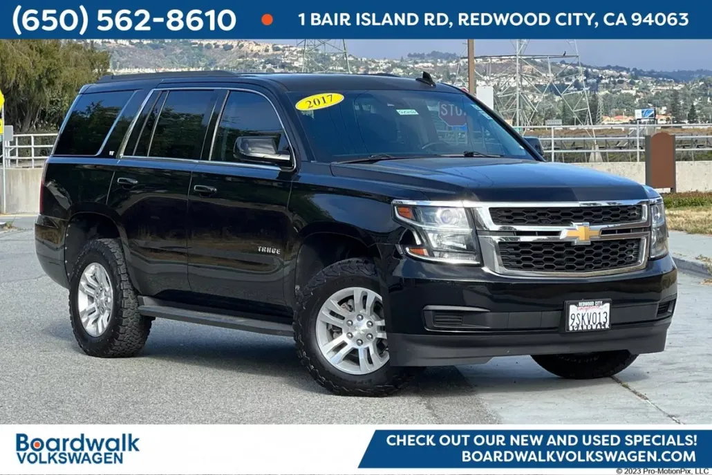 2017 Chevrolet Tahoe LT photo 1