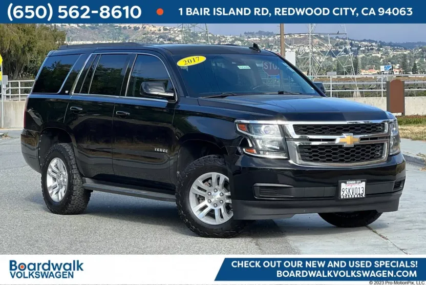 2017 Chevrolet Tahoe LT photo 1