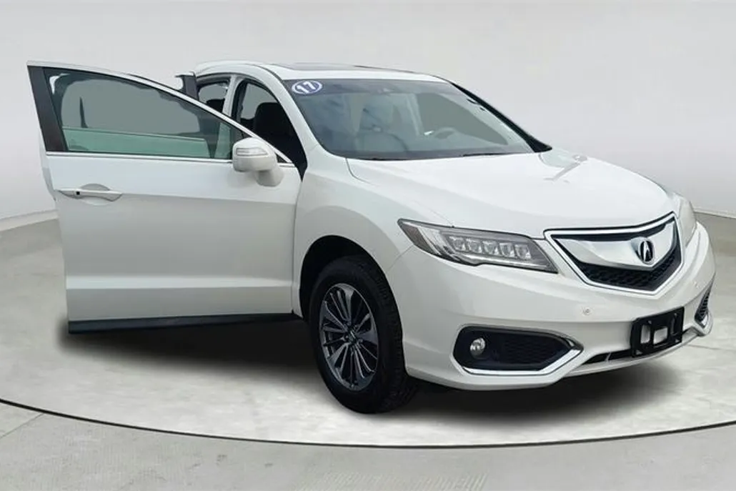 2017 Acura RDX Advance photo 1