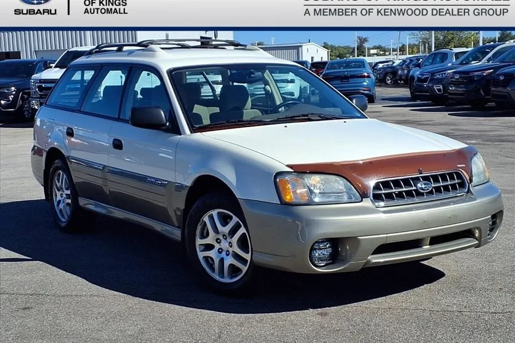 2004 Subaru Outback Base photo 1