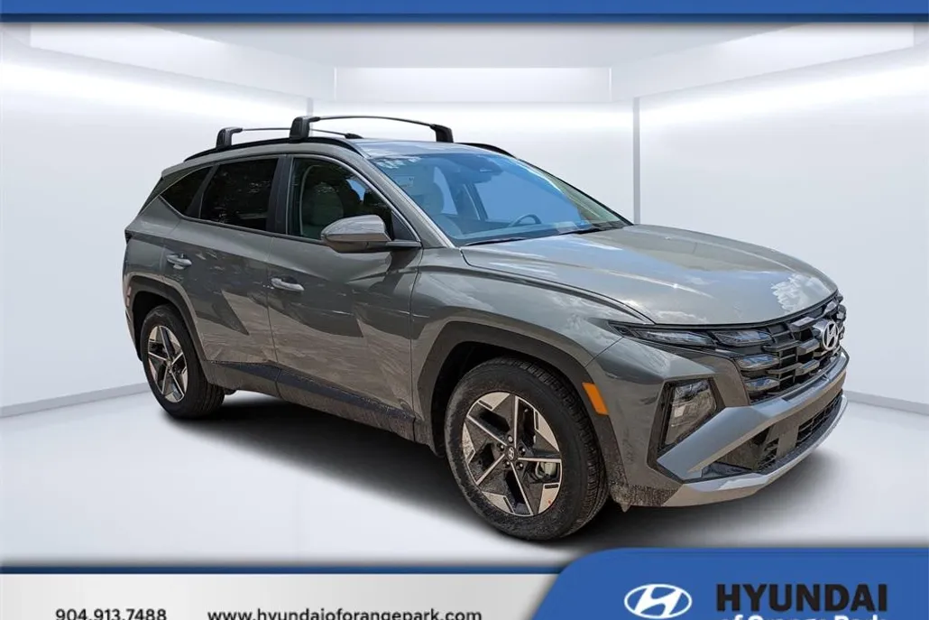 2025 Hyundai Tucson SEL photo 1