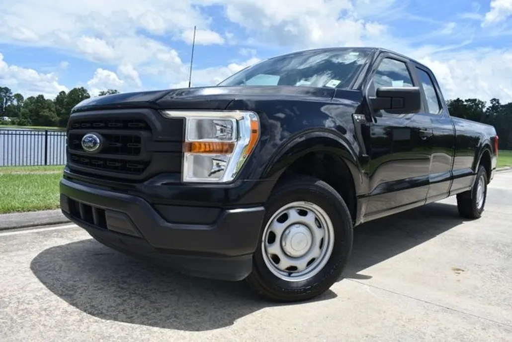 2021 Ford F-150 XL photo 1