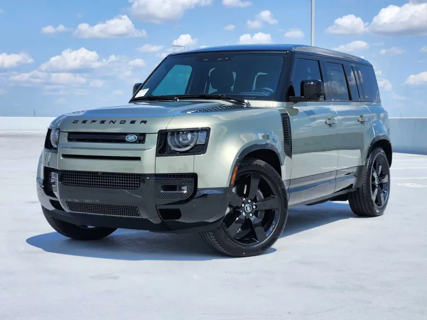 2025 Land Rover Defender 110 X-Dynamic SE photo 1