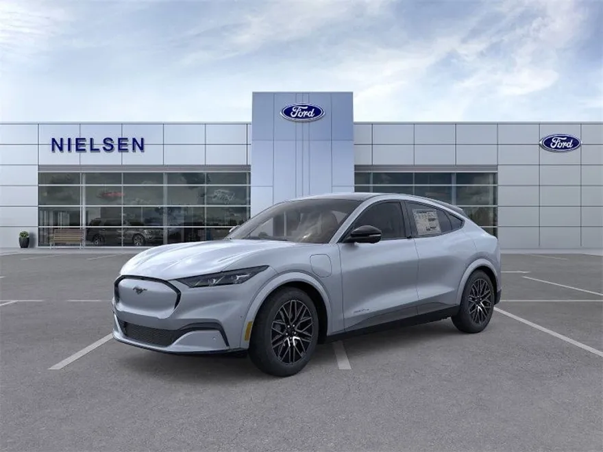 2025 Ford Mustang Mach-E Premium photo 1