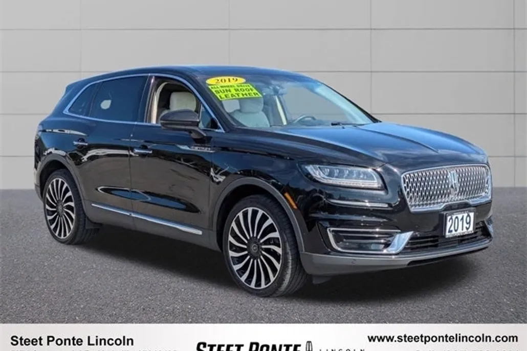 2019 Lincoln Nautilus Black Label photo 1