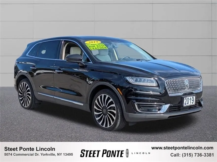 2019 Lincoln Nautilus Black Label photo 1